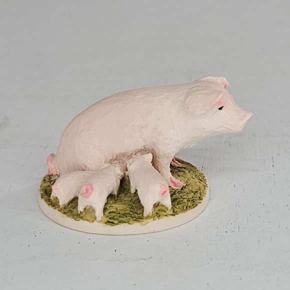 Vintage Peter Fagan Pig Mom Piglets Miniature Figurine Scotland *CHIP* - Picture 7 of 10